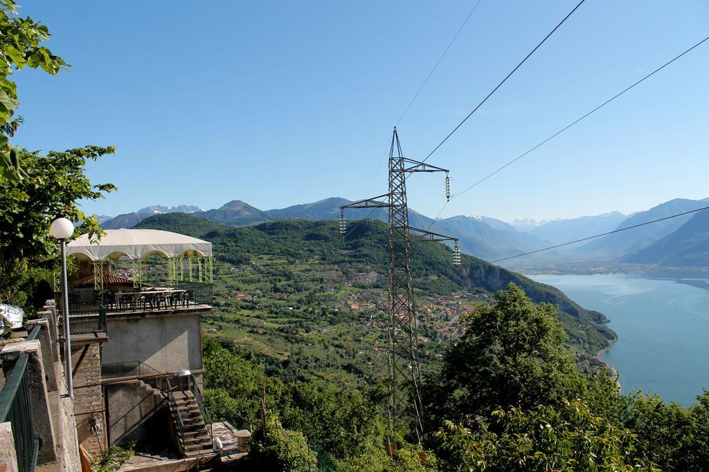 Hotel Poggio D'Oro Riva di Solto Exterior photo